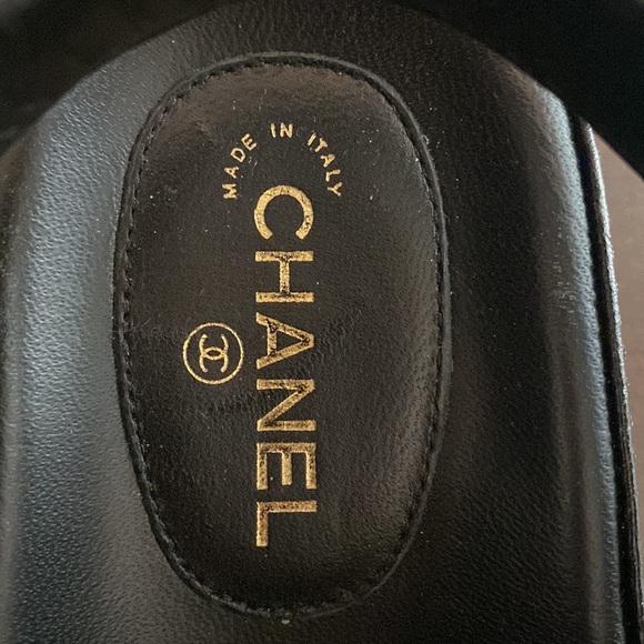 CHANEL Black Grained Calfskin Leather Chain CC Logo Dad Sandals - Picture 9 of 13